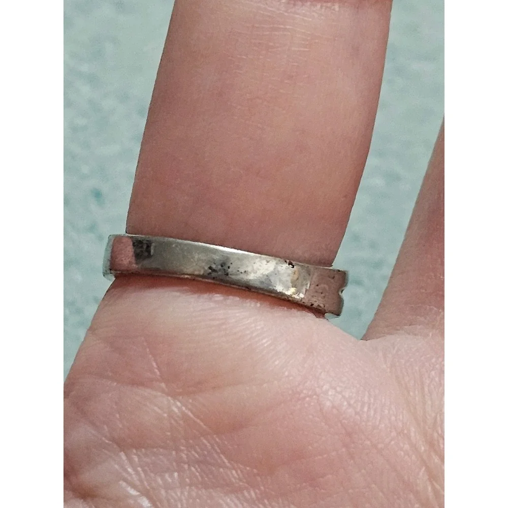 Vintage Silver Tone Rhinestone Crisscross X Bypass Ring Size 7.75